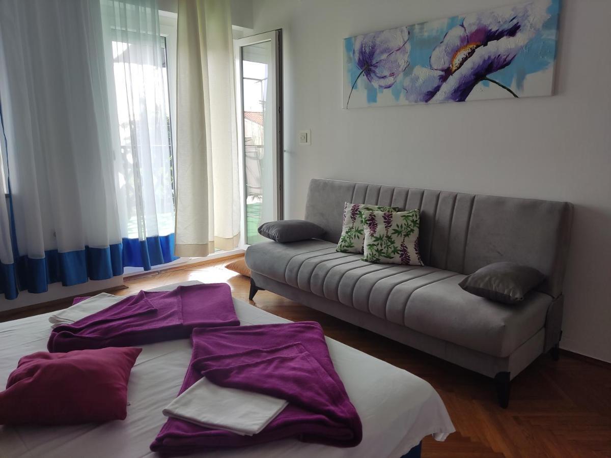 Apartment Teresa With Big Terrace Dramalj Цриквеница Экстерьер фото